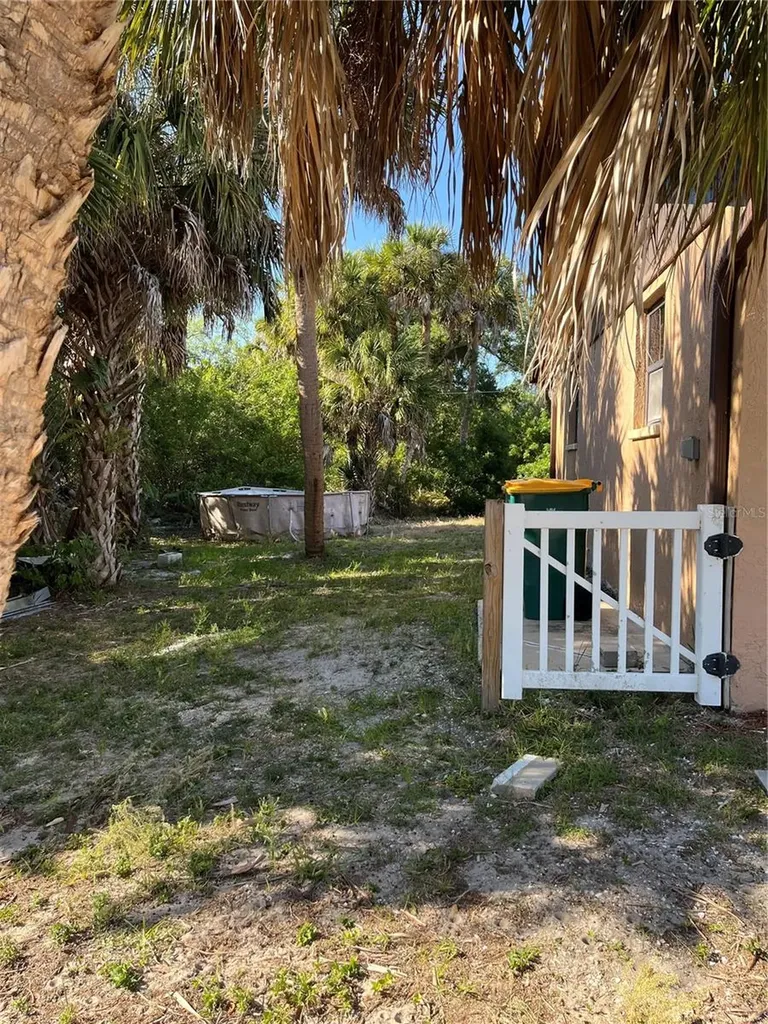 15532 Chamberlain Boulevard Port Charlotte FL 33953