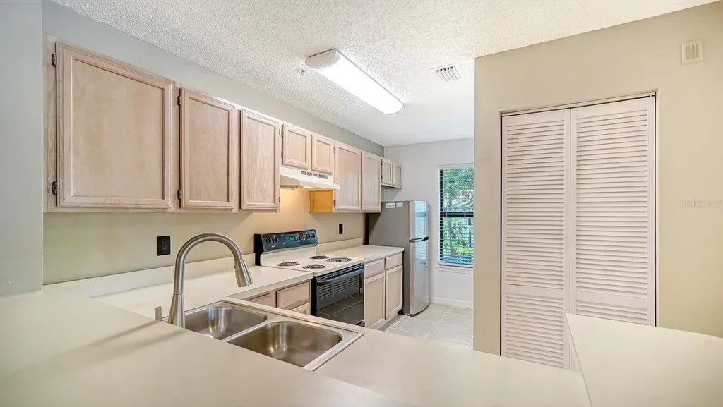 4024 Crockers Lake Boulevard Sarasota FL 34238