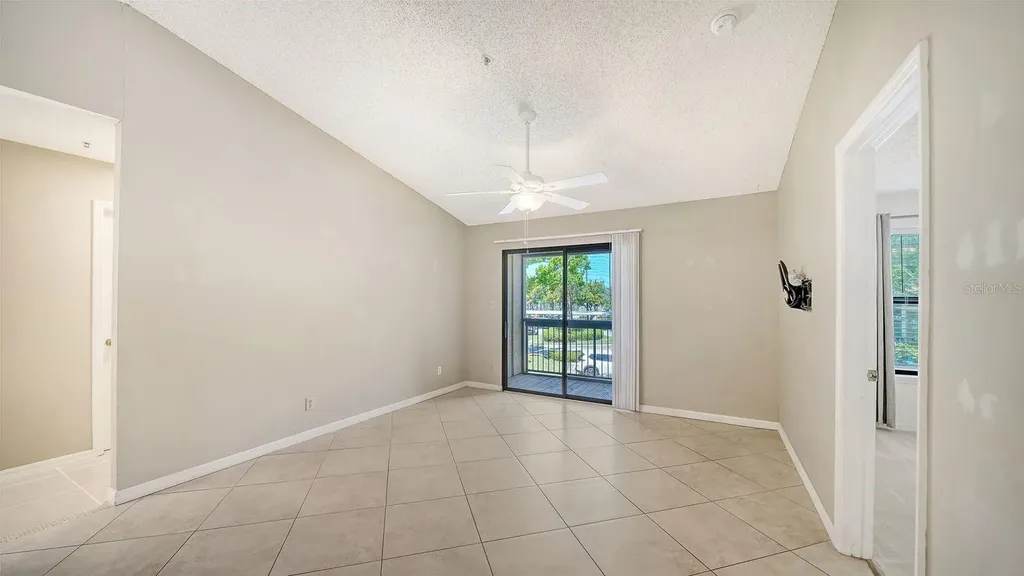 4024 Crockers Lake Boulevard Sarasota FL 34238