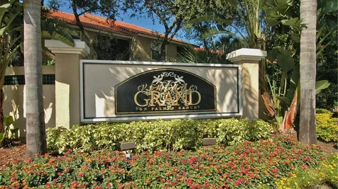 4024 Crockers Lake Boulevard Sarasota FL 34238