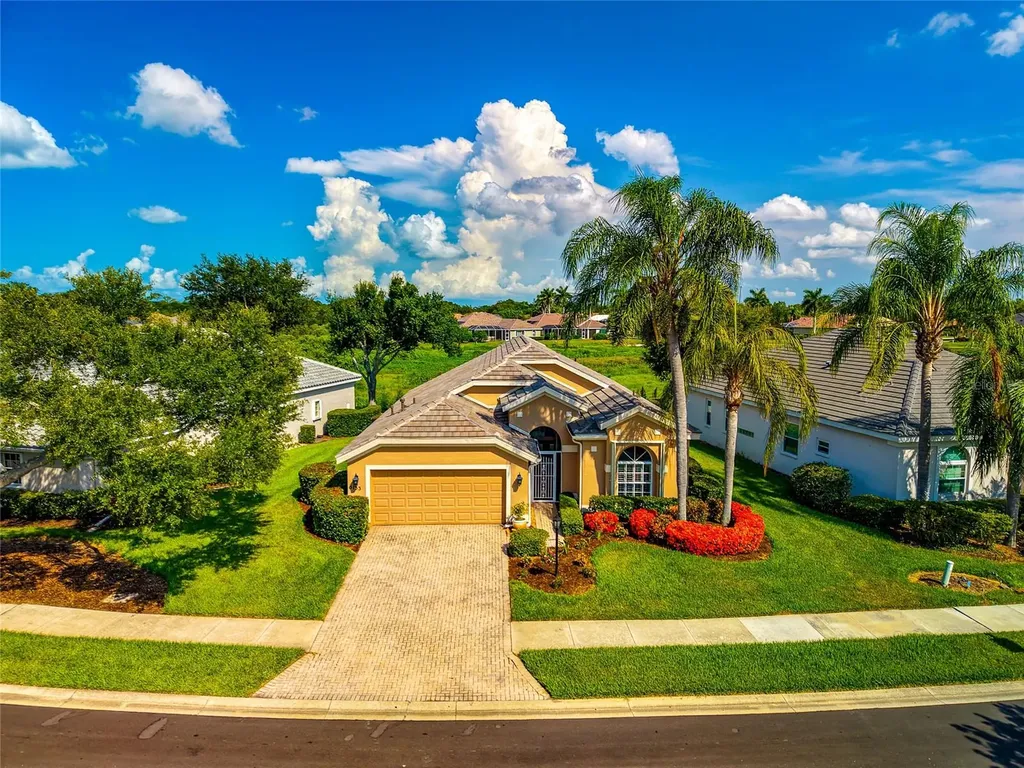 5133 Flagstone Drive Sarasota FL 34238