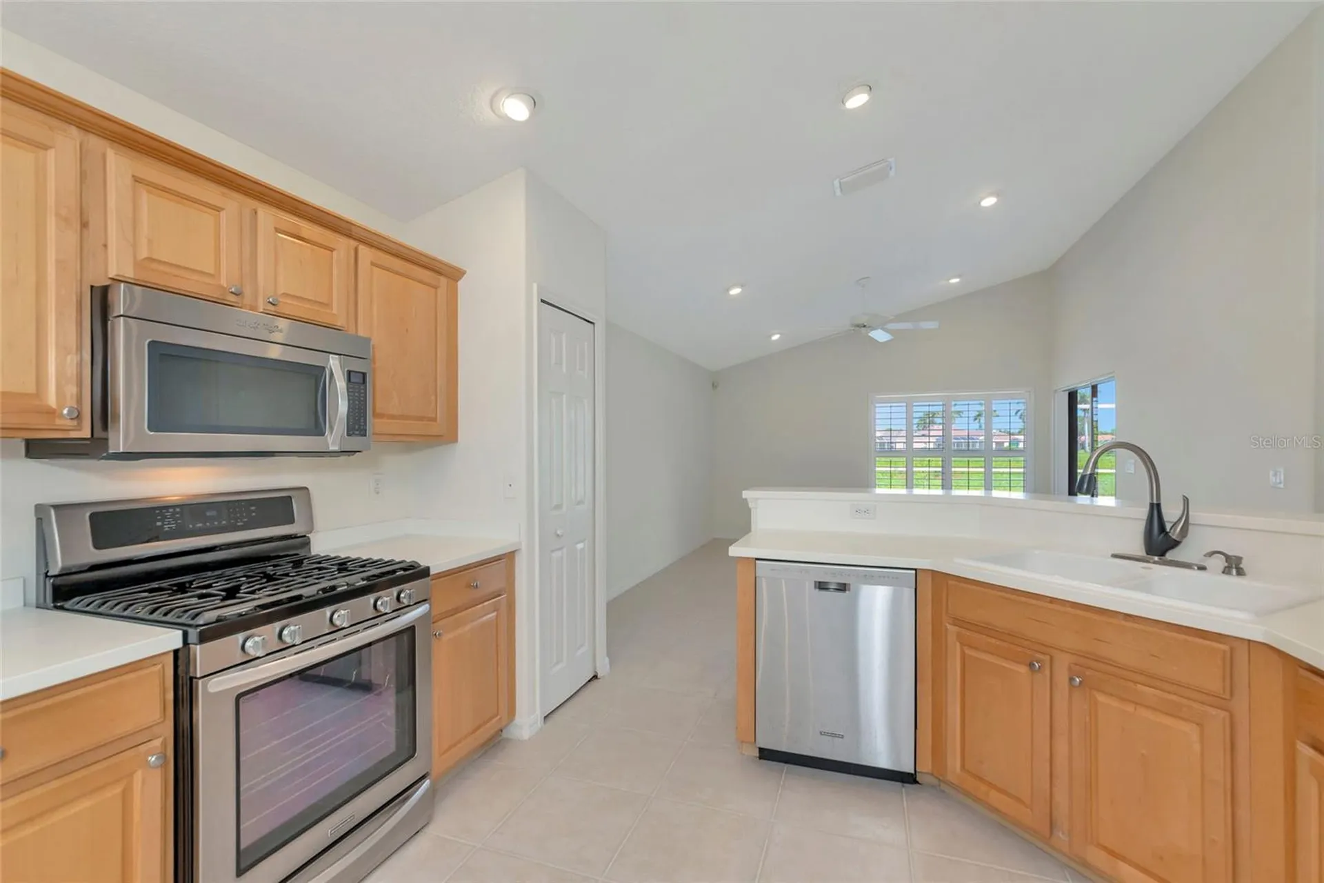 5133 Flagstone Drive Sarasota FL 34238
