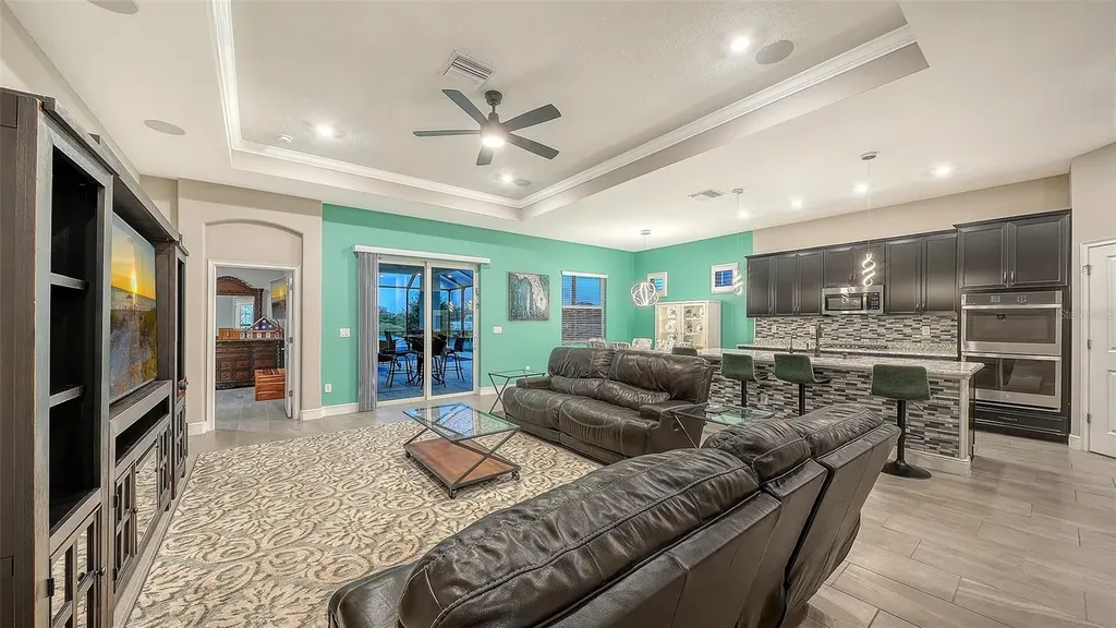 8234 Tea Olive Terrace Palmetto FL 34221