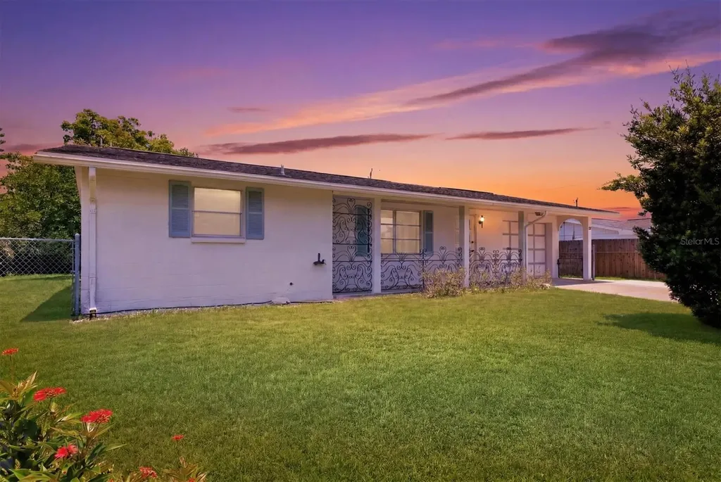 329 San Benito Avenue North Port FL 34287