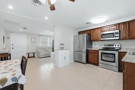 329 San Benito Avenue North Port FL 34287