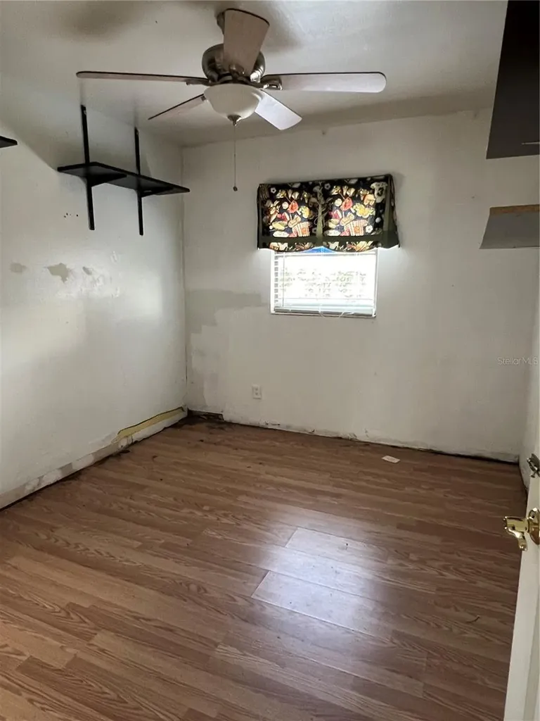 5808 N Lois Avenue Tampa FL 33614