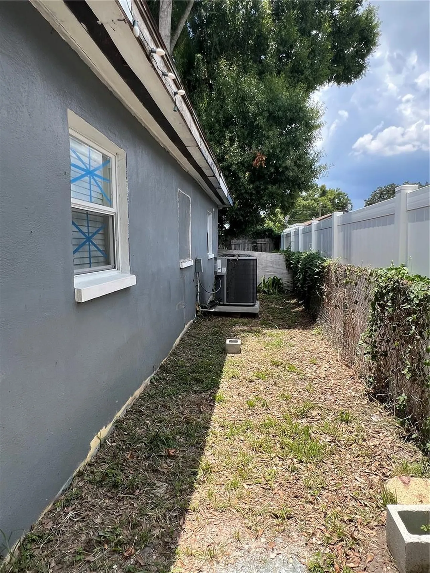 5808 N Lois Avenue Tampa FL 33614