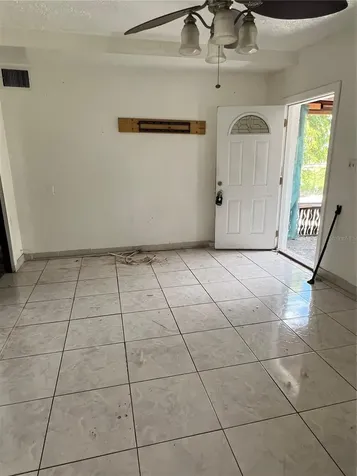 5808 N Lois Avenue Tampa FL 33614