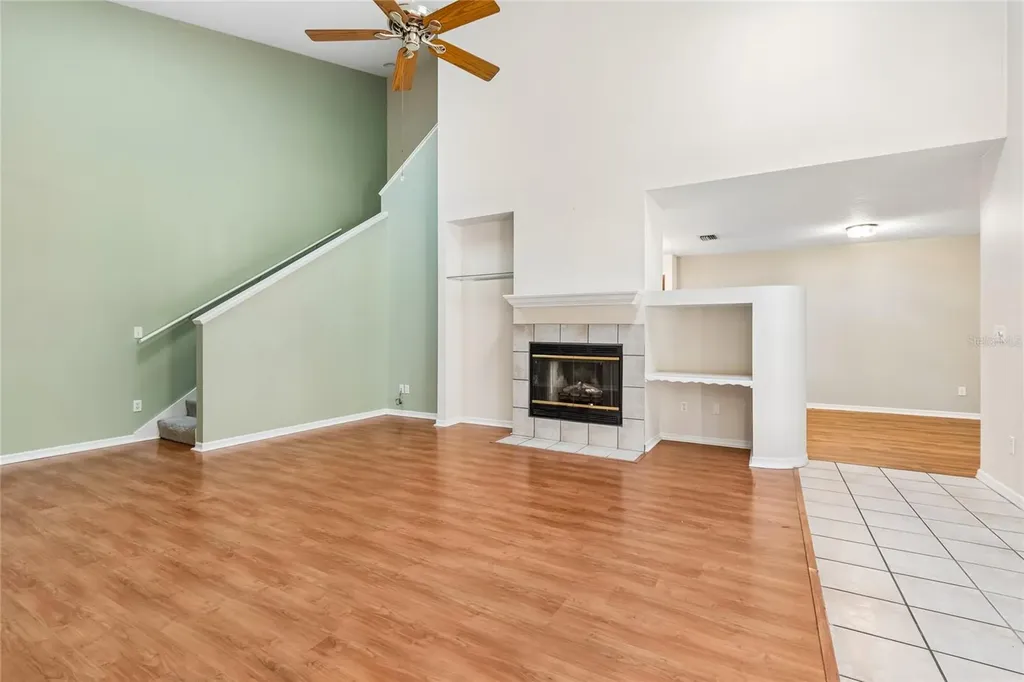 5030 Umber Way N Tampa FL 33624