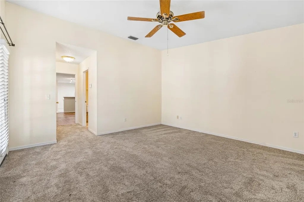 5030 Umber Way N Tampa FL 33624