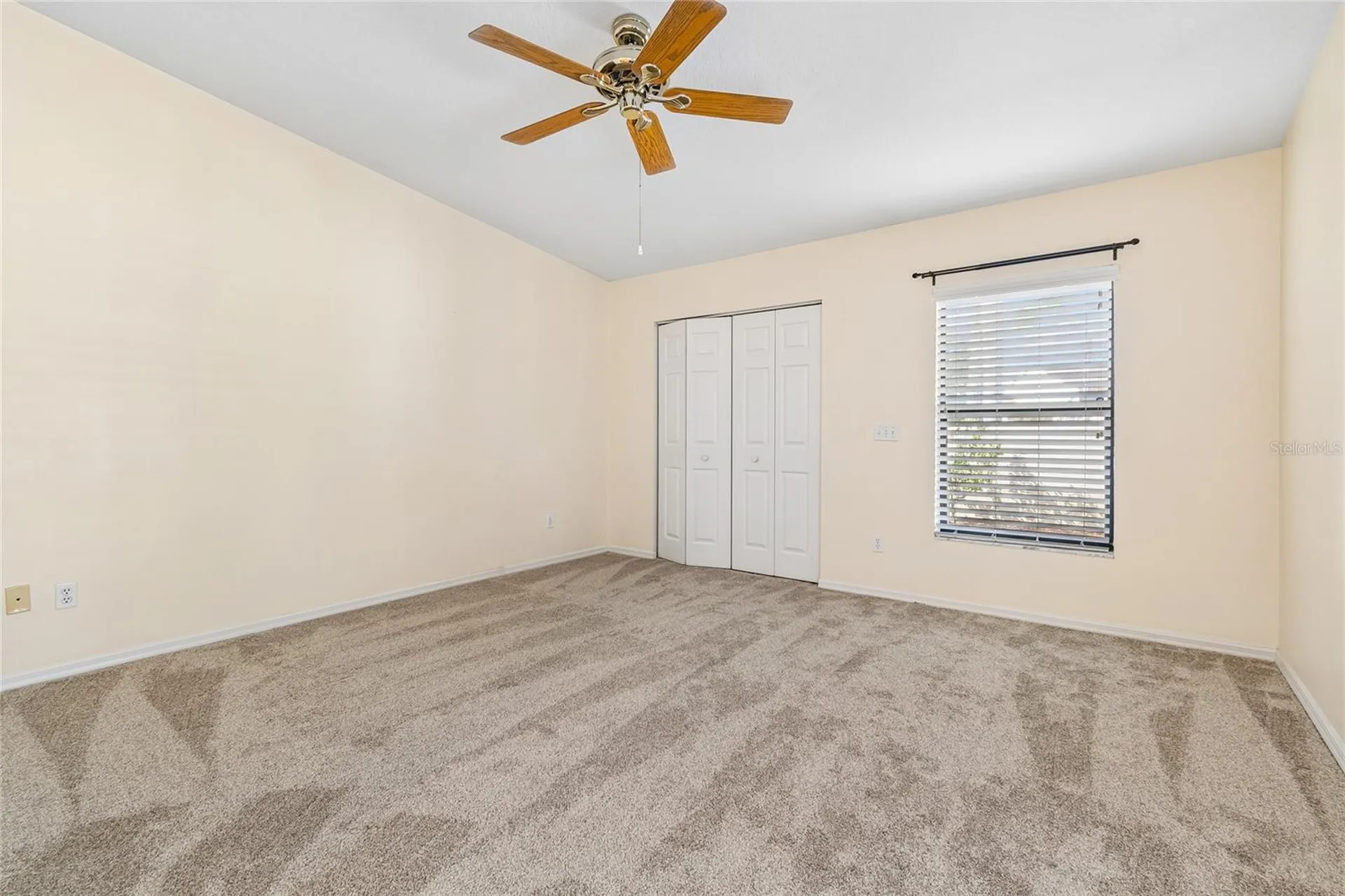 5030 Umber Way N Tampa FL 33624