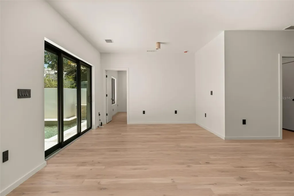 1680 Cherry Lane Sarasota FL 34236