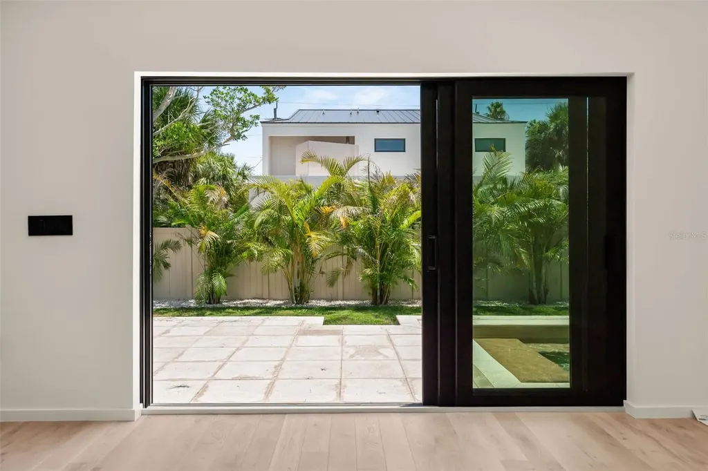 1680 Cherry Lane Sarasota FL 34236