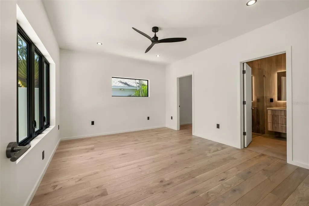1680 Cherry Lane Sarasota FL 34236