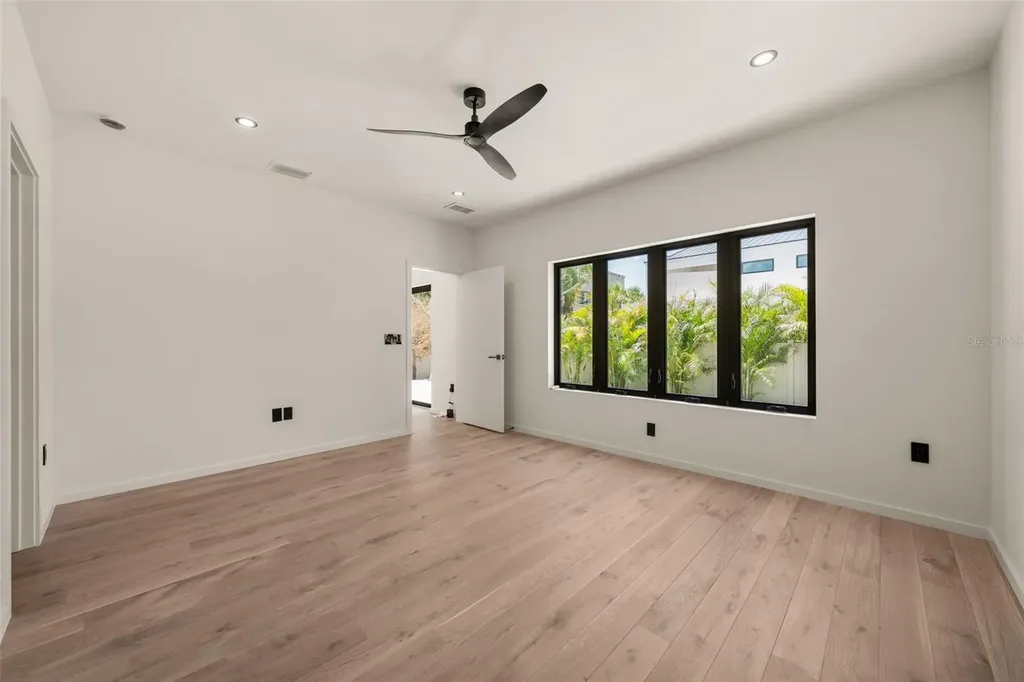 1680 Cherry Lane Sarasota FL 34236