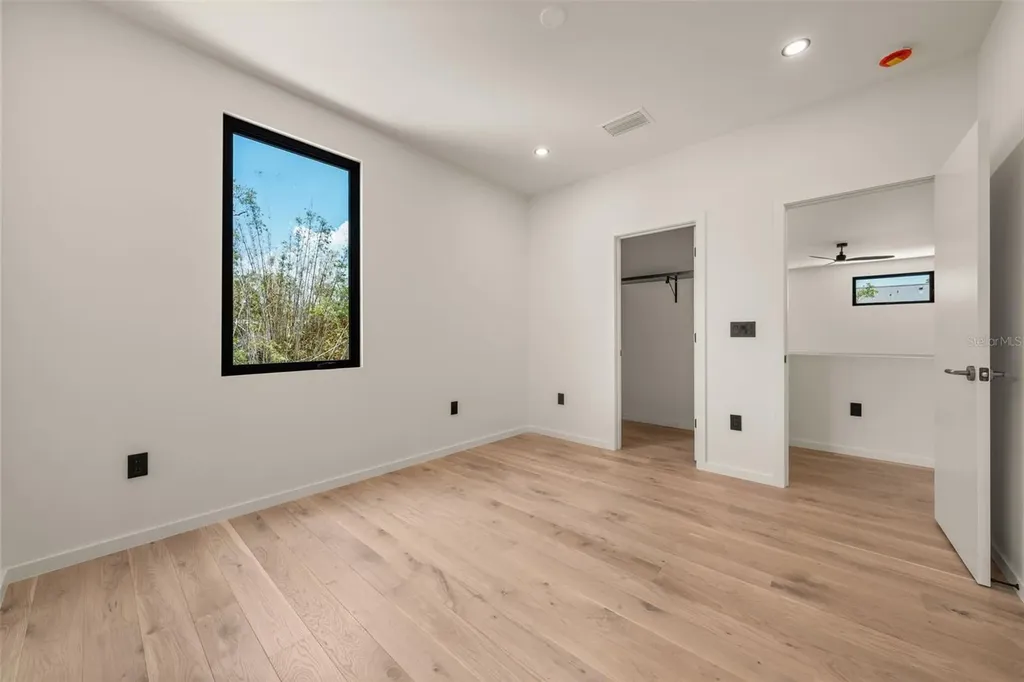 1680 Cherry Lane Sarasota FL 34236