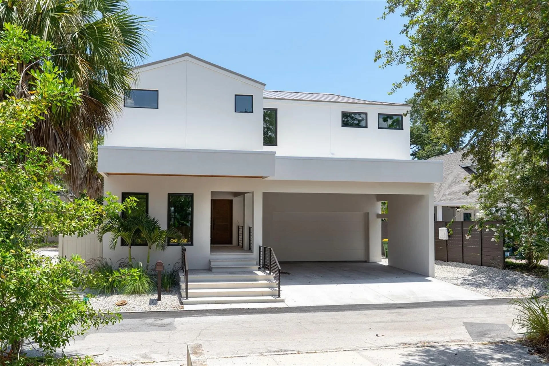 1680 Cherry Lane Sarasota FL 34236