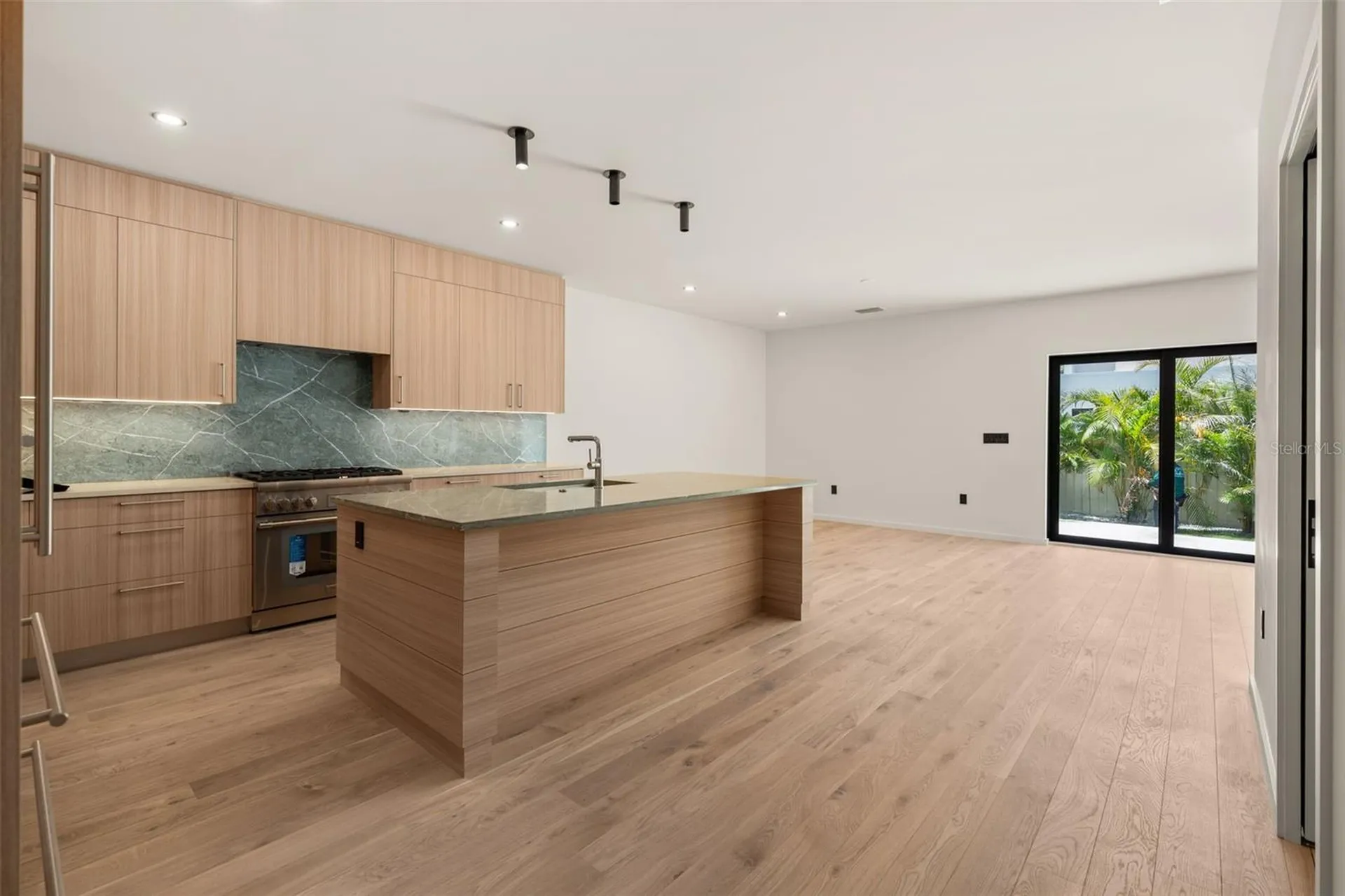 1680 Cherry Lane Sarasota FL 34236