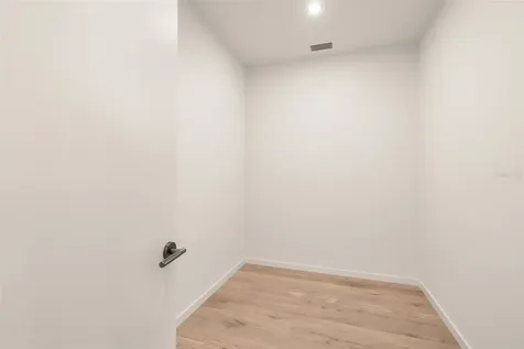 1680 Cherry Lane Sarasota FL 34236