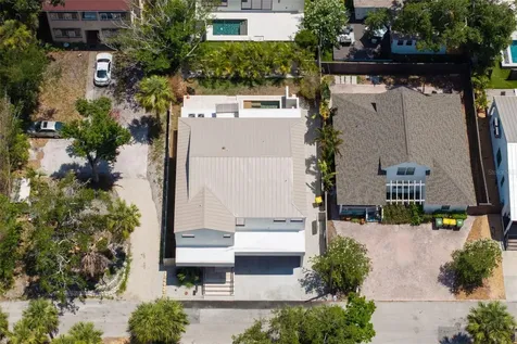1680 Cherry Lane Sarasota FL 34236