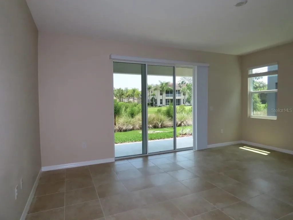8725 Daydream Street Sarasota FL 34238