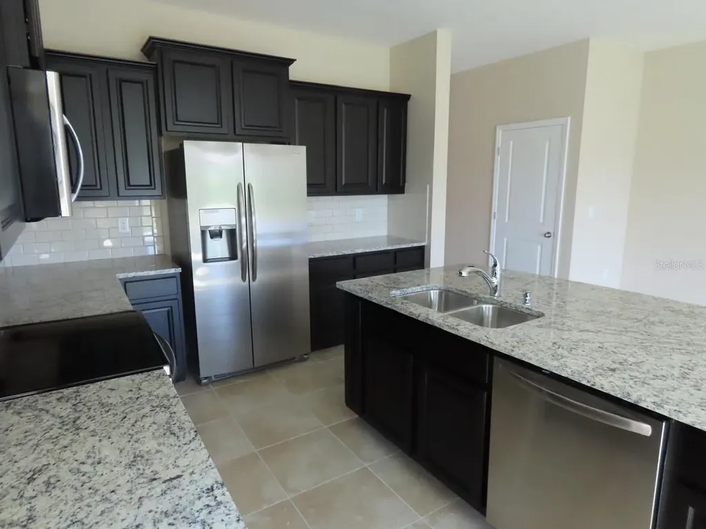 8725 Daydream Street Sarasota FL 34238