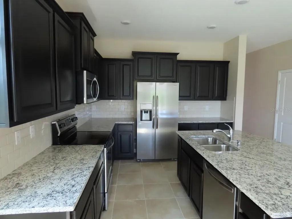 8725 Daydream Street Sarasota FL 34238