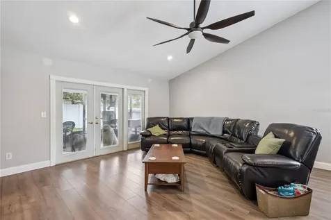 1009 Mccully Court Oviedo FL 32765