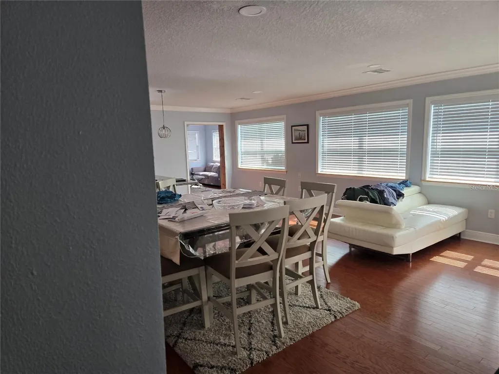 8725 Twin Lakes Boulevard Tampa FL 33614
