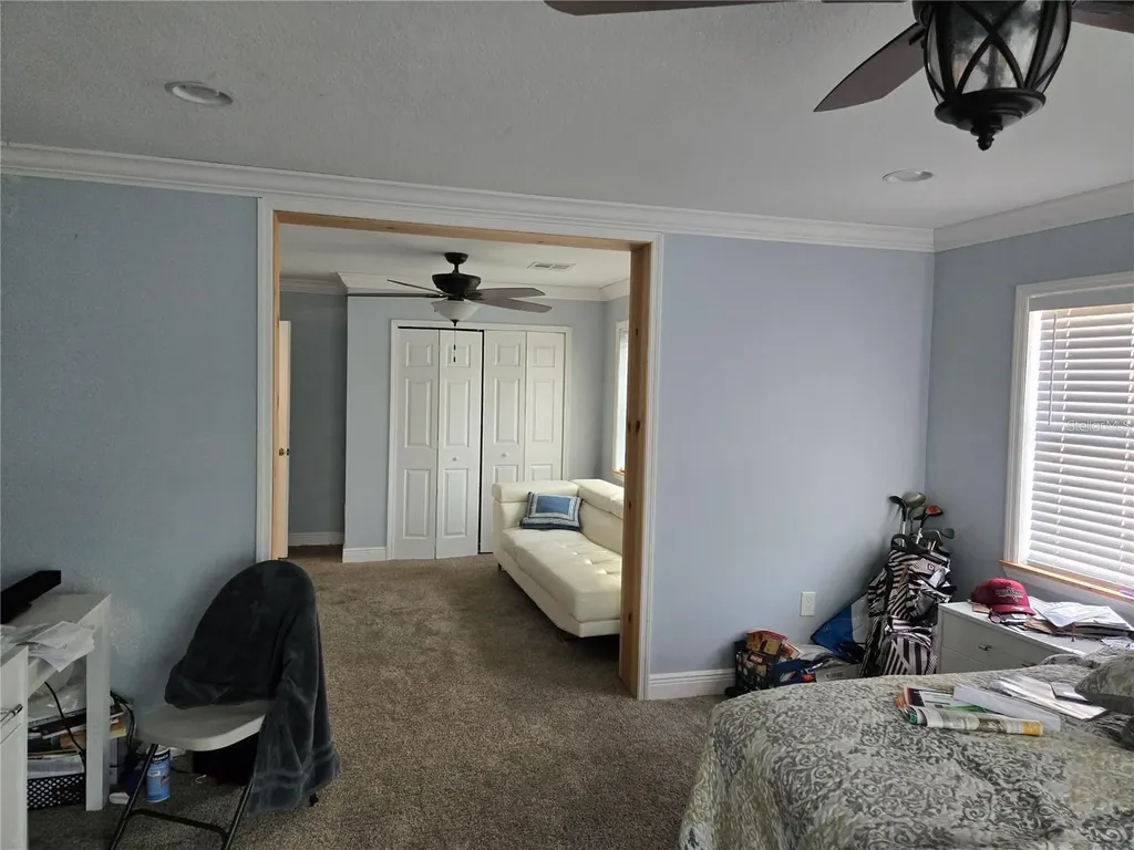 8725 Twin Lakes Boulevard Tampa FL 33614