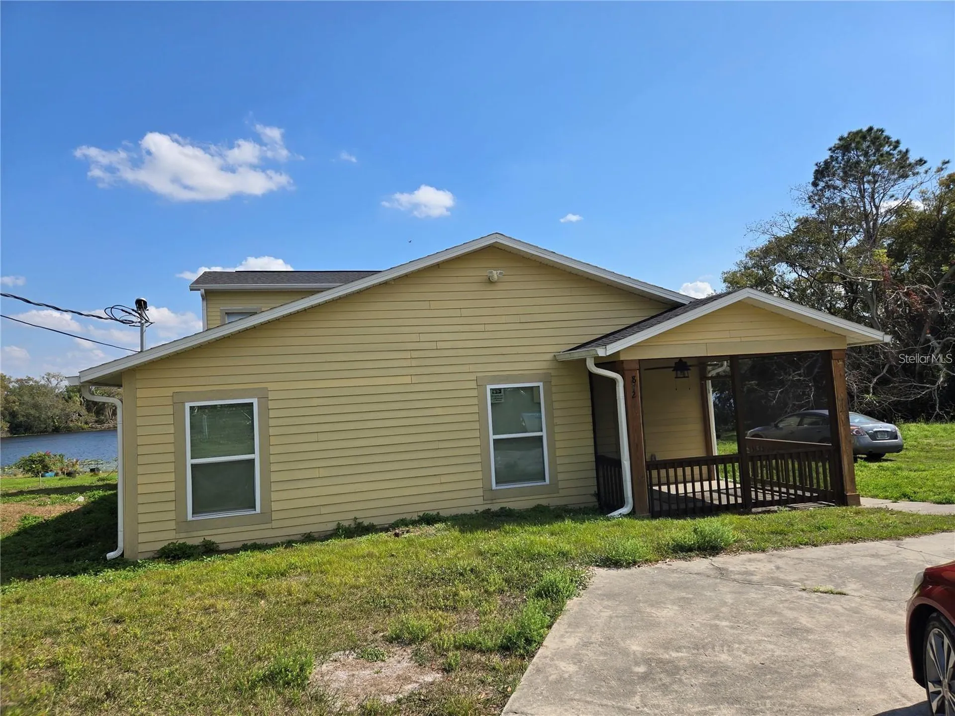 8725 Twin Lakes Boulevard Tampa FL 33614