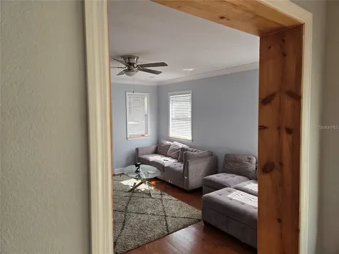 8725 Twin Lakes Boulevard Tampa FL 33614