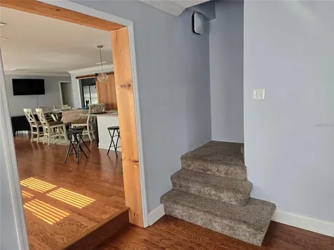 8725 Twin Lakes Boulevard Tampa FL 33614