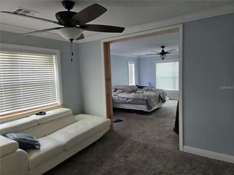 8725 Twin Lakes Boulevard Tampa FL 33614