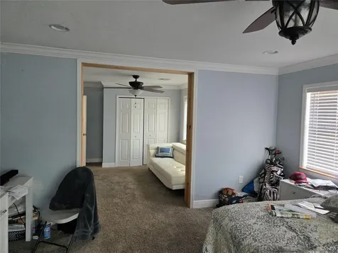 8725 Twin Lakes Boulevard Tampa FL 33614