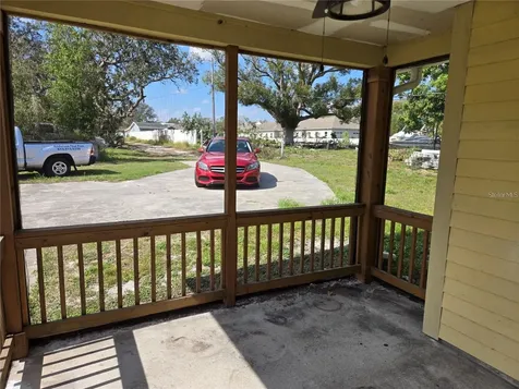 8725 Twin Lakes Boulevard Tampa FL 33614