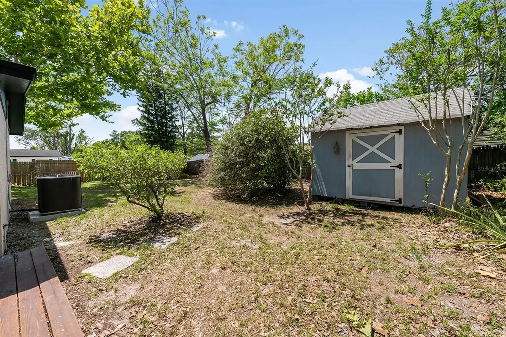 7402 Wishing Well Court Tampa FL 33619