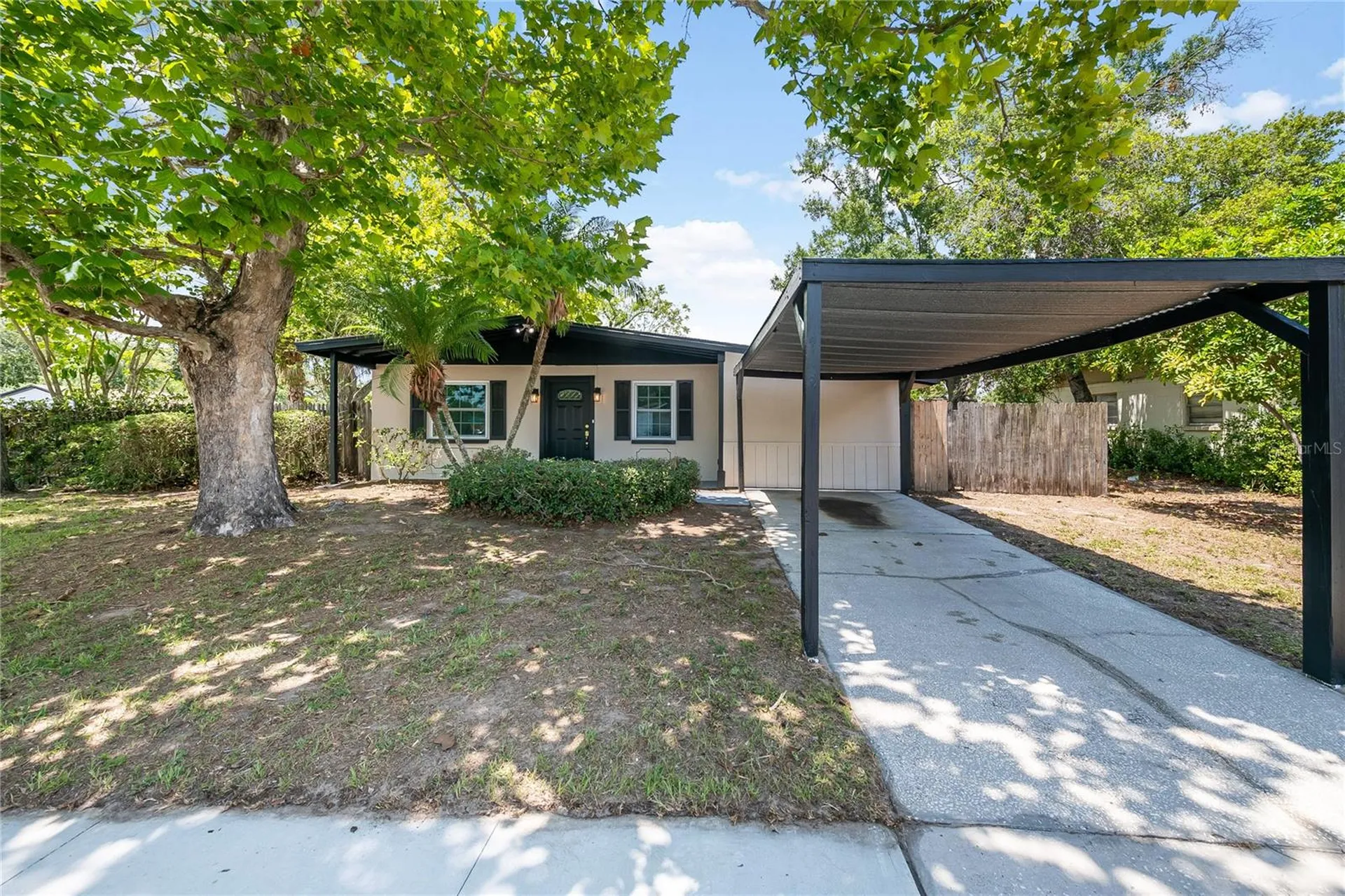 7402 Wishing Well Court Tampa FL 33619