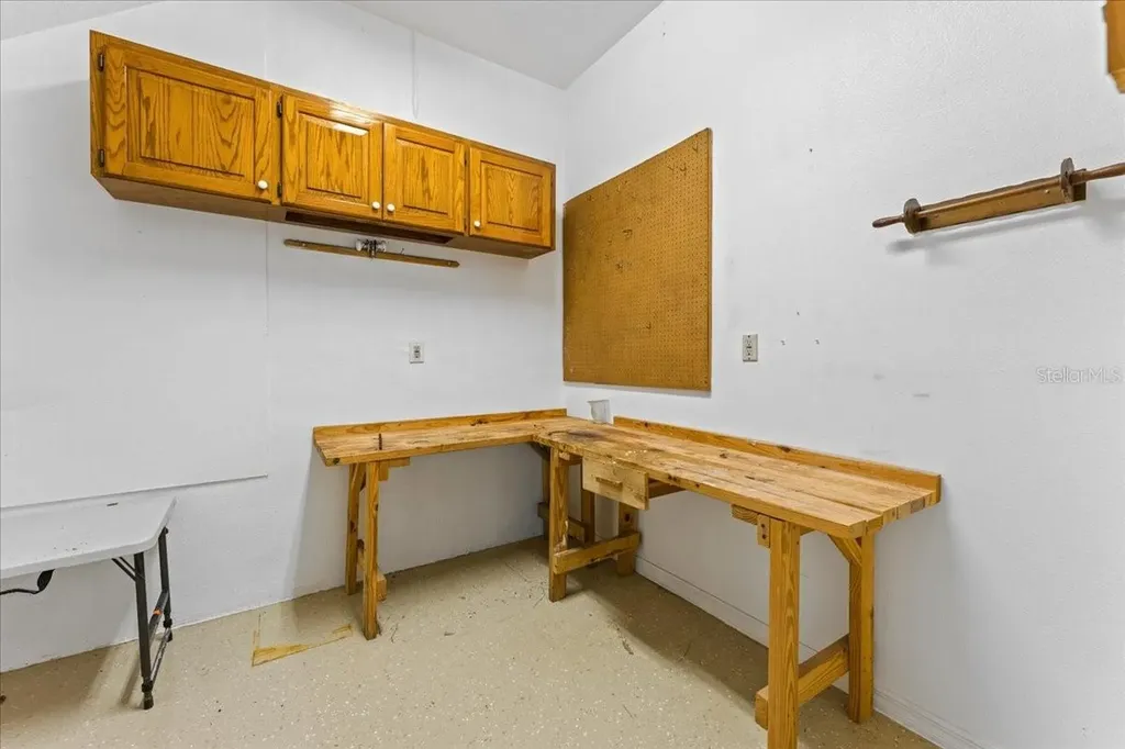 1589 Mary Lane Tarpon Springs FL 34689