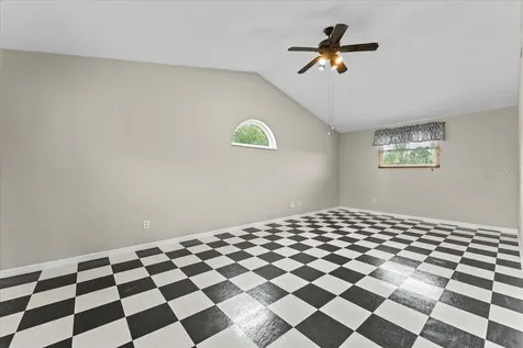 1589 Mary Lane Tarpon Springs FL 34689