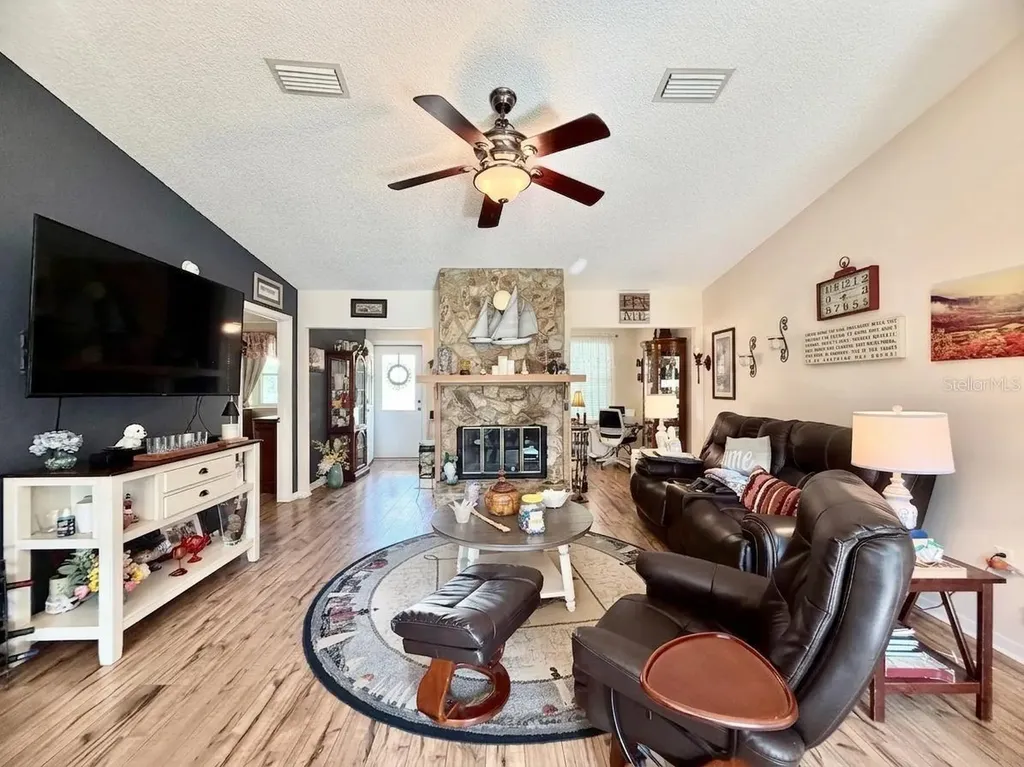 10966 SW 85 Terrace Ocala FL 34481