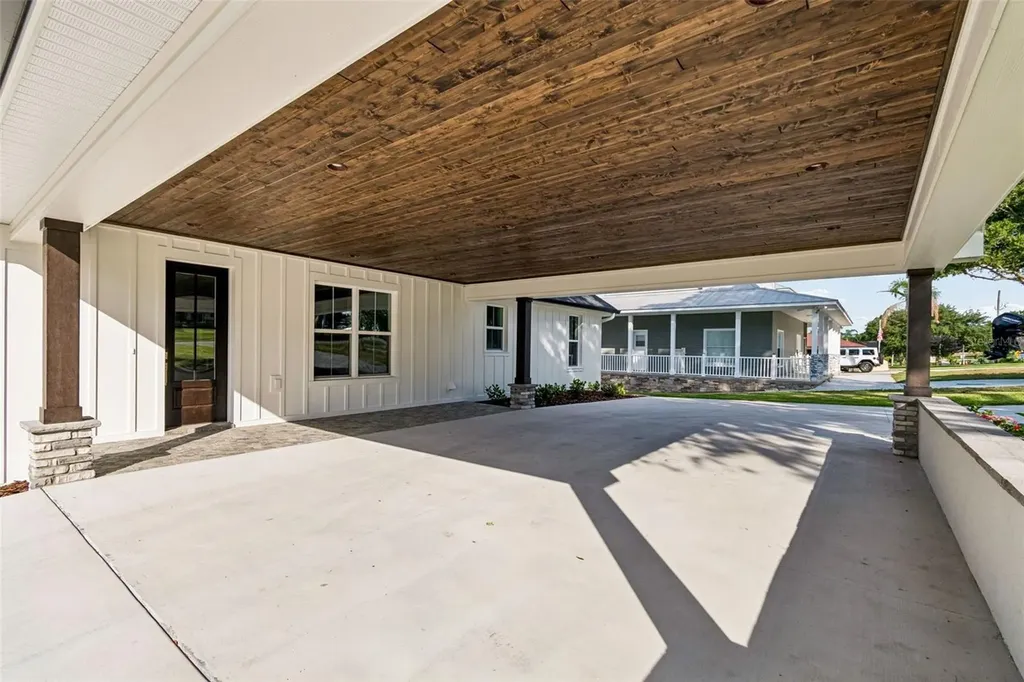 5683 Old Berkley Road Auburndale FL 33823