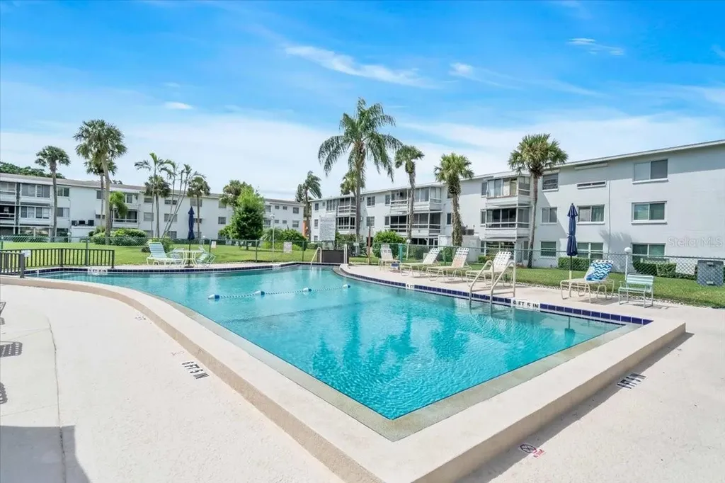 2053 Sunset Drive Bradenton FL 34207