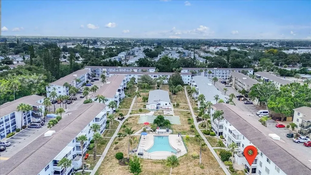 2053 Sunset Drive Bradenton FL 34207