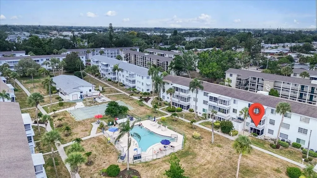 2053 Sunset Drive Bradenton FL 34207