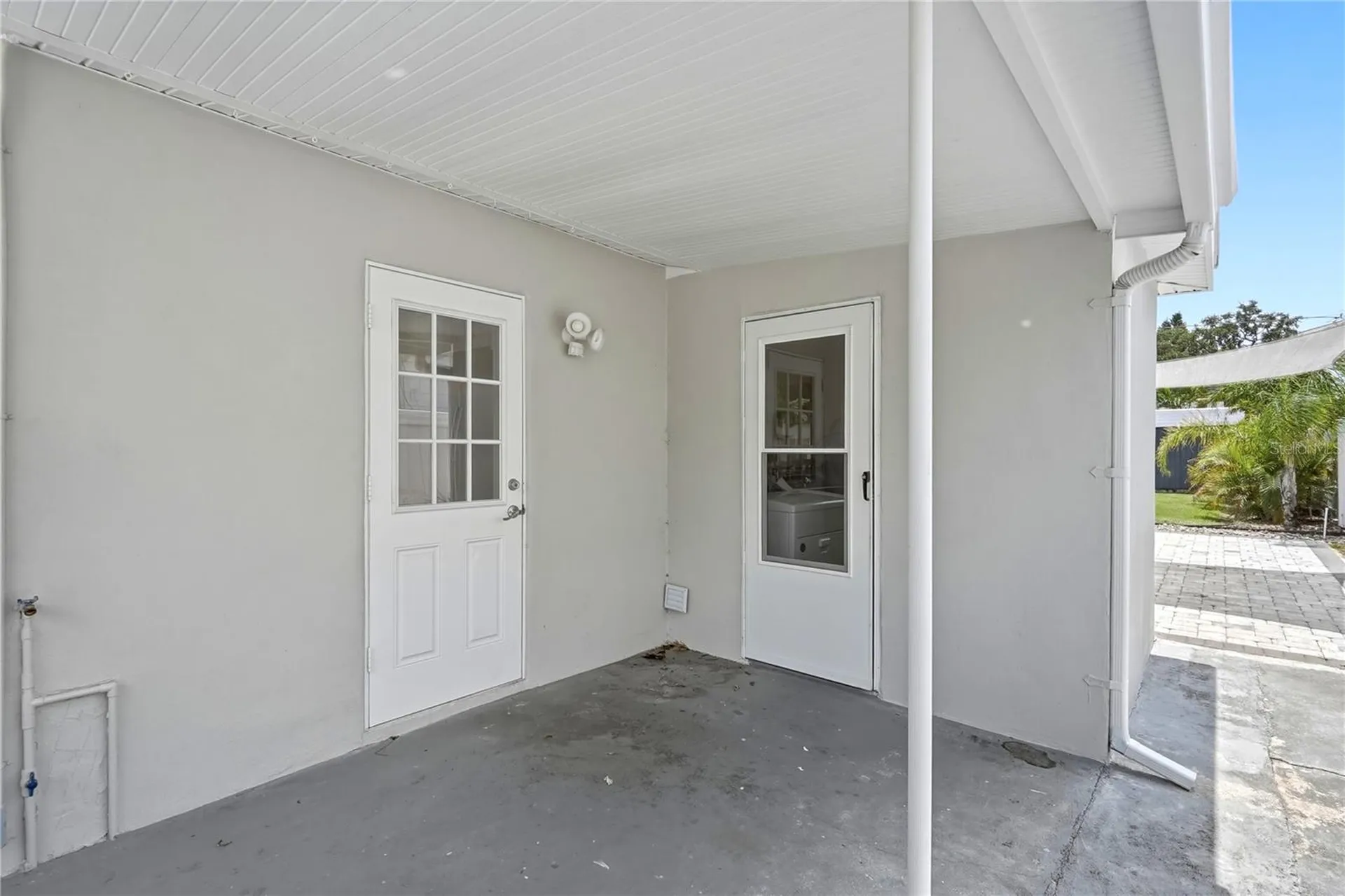 6810 Livingston Avenue N St Petersburg FL 33702
