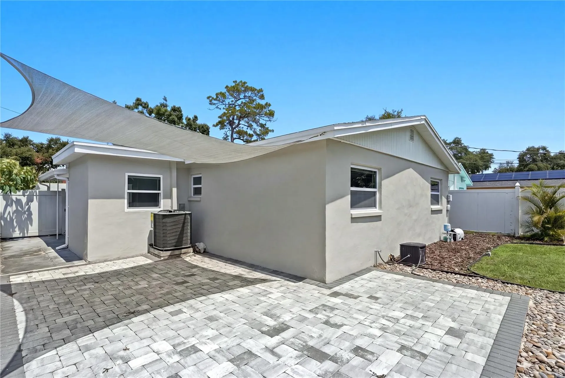 6810 Livingston Avenue N St Petersburg FL 33702