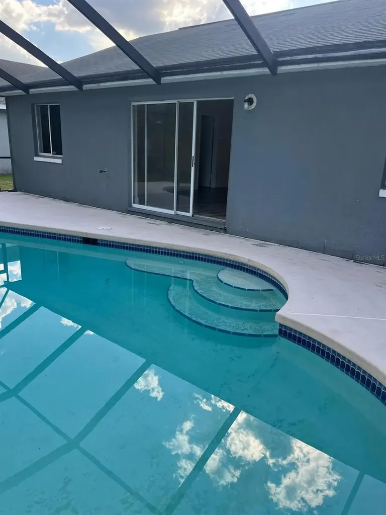 236 Bay Head Drive Kissimmee FL 34743