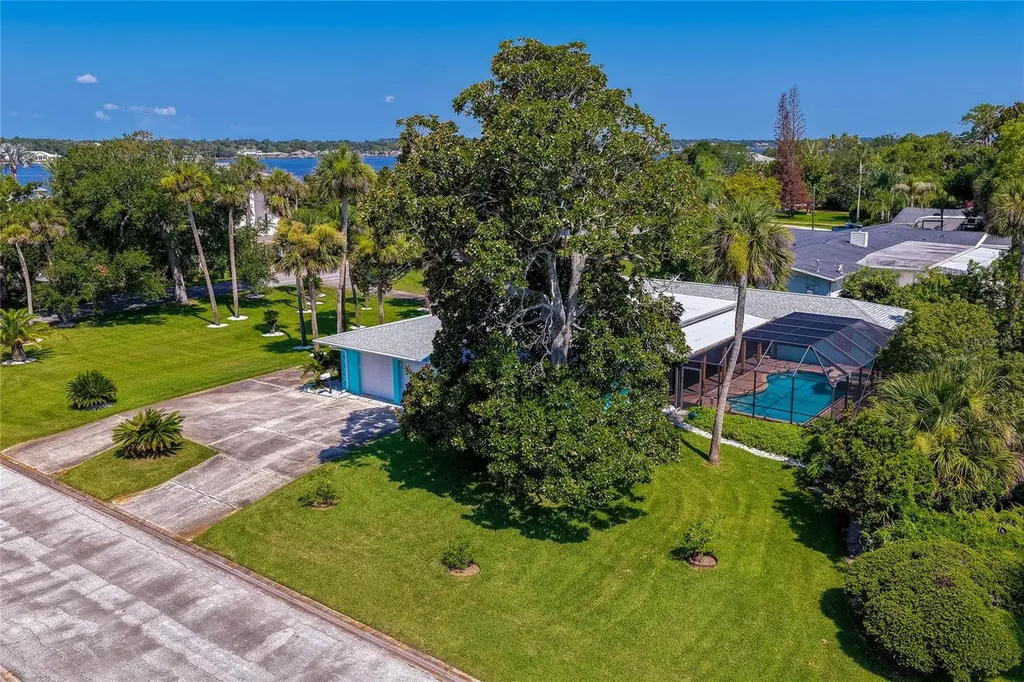 697 John Anderson Drive Ormond Beach FL 32176
