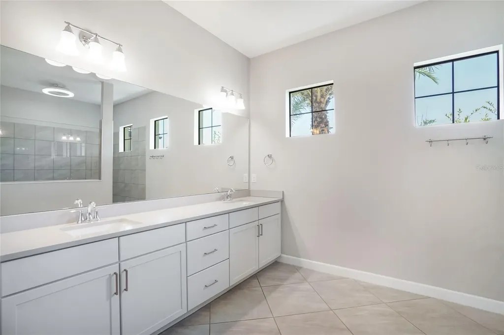 16228 Tradewind Terrace Lakewood Ranch FL 34211